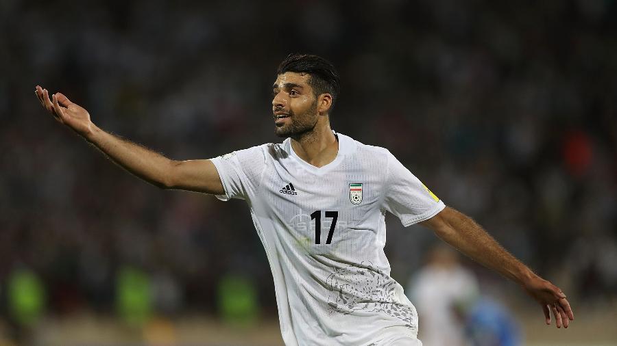 Mehdi Taremi comemora gol da seleção do Irã - Amin M. Jamali/Getty Images