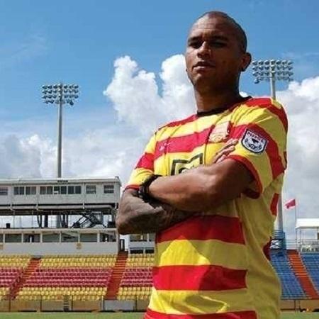 Gabriel posa no Fort Lauderdale Strikers, time de Ronaldo nos EUA - Reprodução/Twitter