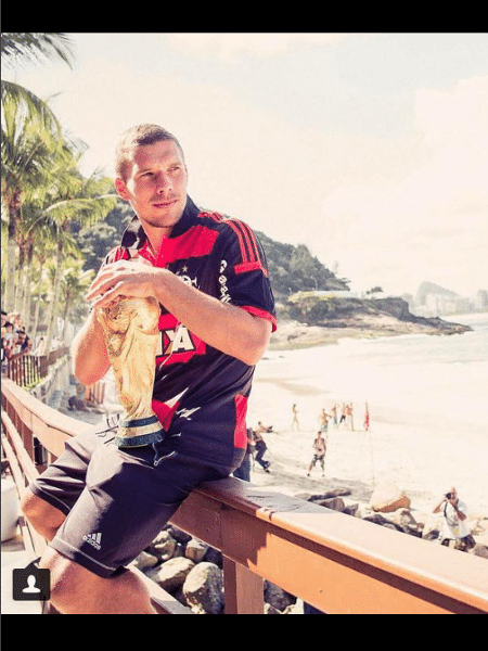 Podolski relembra conquista mundial com foto no Rio de Janeiro - Reprodução