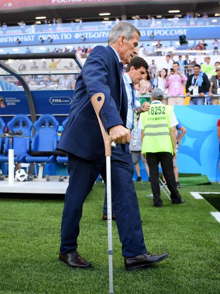 Óscar Tabarez, técnico do Uruguai, antes do jogo contra a Arábia Saudita - Matthias Hangst/Getty Images