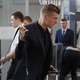 Toni Kroos mantteve semblante fechado durante embarque da Alemanha - REUTERS/Gleb Garanich