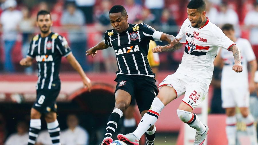 Em 2015, Tite comandava o Corinthians e Osorio comandava o São Paulo; no Brasileiro, técnicos ficaram no 1 a 1 - Alexandre Schneider/Getty Images