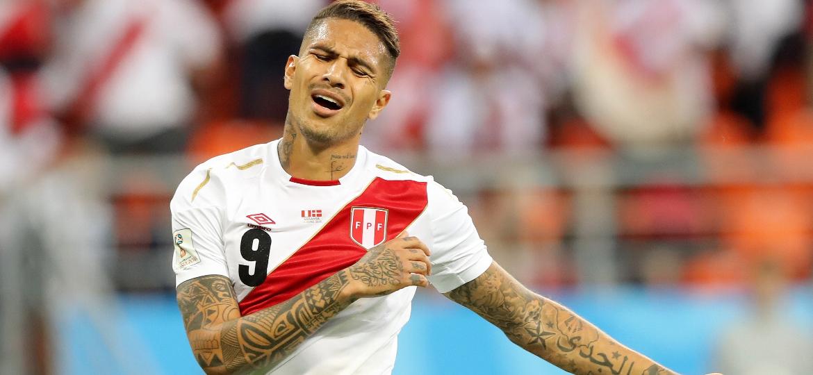 Principal referência do Peru há décadas, Guerrero será titular pela primeira vez em uma Copa do Mundo - Elsa/Getty Images