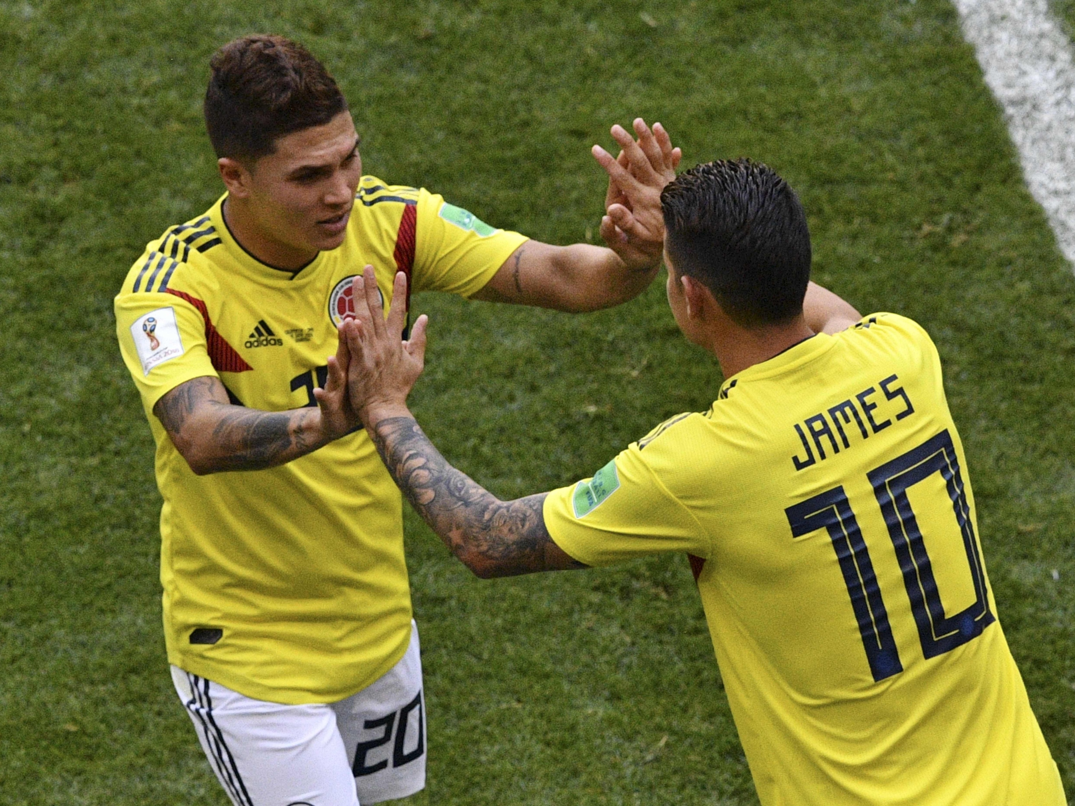 PREGUIÇOSOS?! Torcida do São Paulo critica Quintero, compara a James e vê falta de empenho