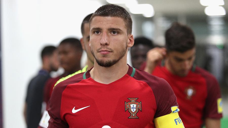 Rúben Dias trocou o Benfica pelo Manchester City no mercado da bola -  Christopher Lee - FIFA/FIFA via Getty Images