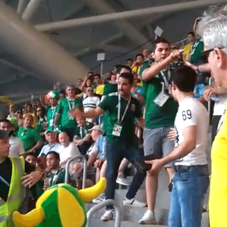 Vitória do Brasil teve confusão entre torcedores nas arquibancadas - Reprodução