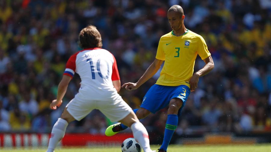 Miranda durante jogo da seleção brasileira contra a Croácia - Pedro Martins/MoWA Press