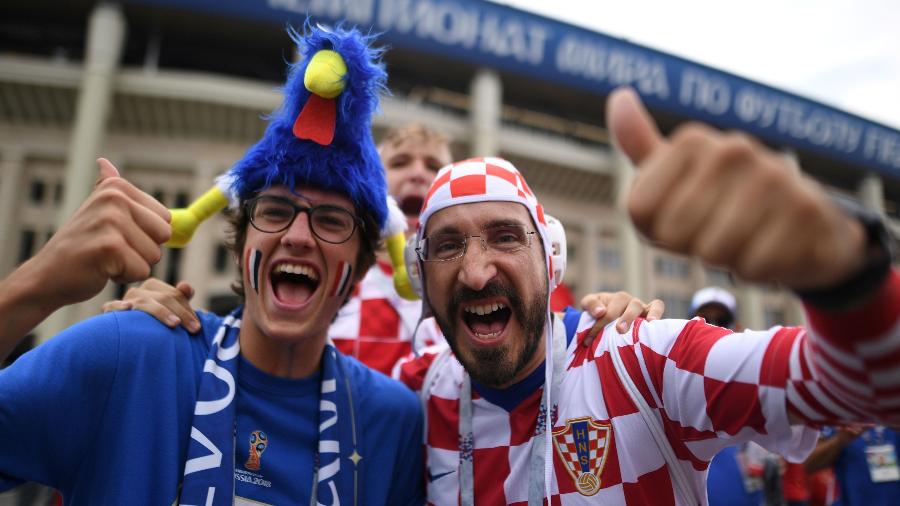 Torcedores de Croácia e França antes da final da Copa do Mundo - Kirill Kudryavtsev/AFP