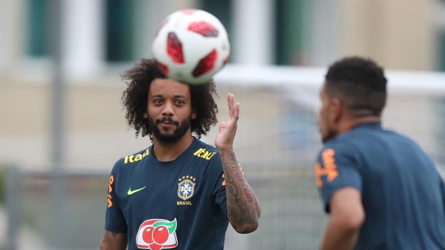 Marcelo em treinamento nesta quarta-feira, em Sochi: evolução - Lucas Figueiredo/CBF