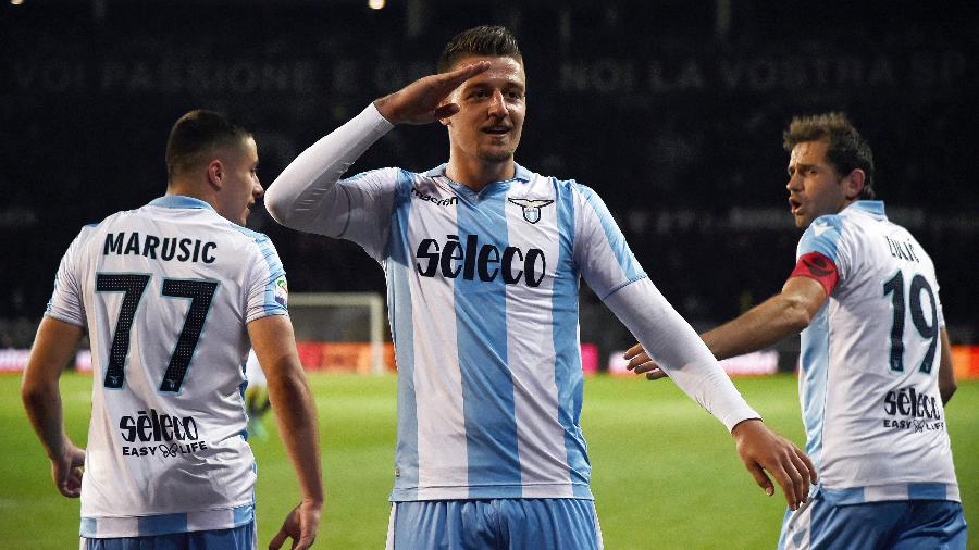 Meio-campista Sergej Milinkovic-Savic pode trocar a Lazio pelo Tottenham  - MARCO BERTORELLO/AFP