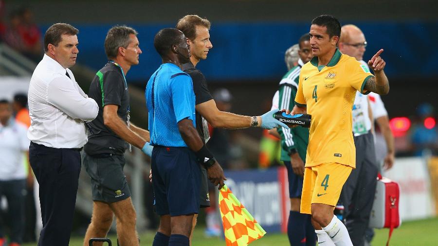 Aden Marwa Range foi árbitro assistente na Copa do Mundo de 2014 - Cameron Spencer/Getty Images
