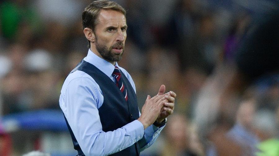 Gareth Southgate, técnico da Inglaterra, na partida contra a Colômbia - AFP PHOTO / Juan Mabromata