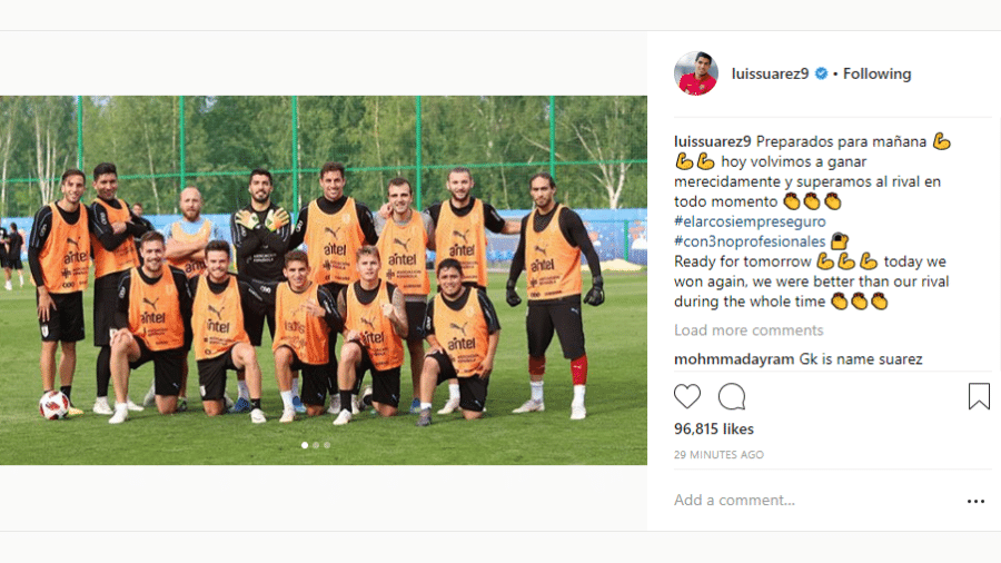 Luiz Suárez jogou como goleiro na "pelada" do Uruguai - Reprodução/Instagram