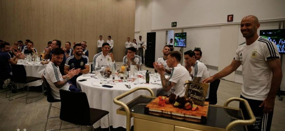 Mascherano comemorou aniversário durante a preparação para o Mundial da Rússia - Divulgação