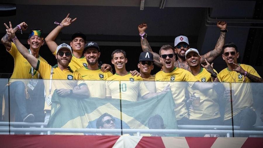 "Parças" do Neymar em camarote do estádio de Samara - Reprodução/Instagram