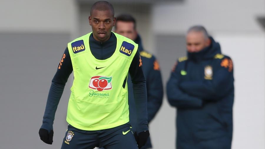 Fernandinho ganhou espaço na seleção brasileira titular: pedido dos jogadores e proteção para subidas de Marcelo - Pedro Martins/Mowa Press