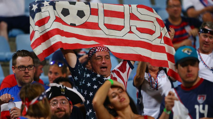 Torcedores apoiam seleção dos Estados Unidos em partida contra Trindade e Tobago - Ashley Allen/Getty Images