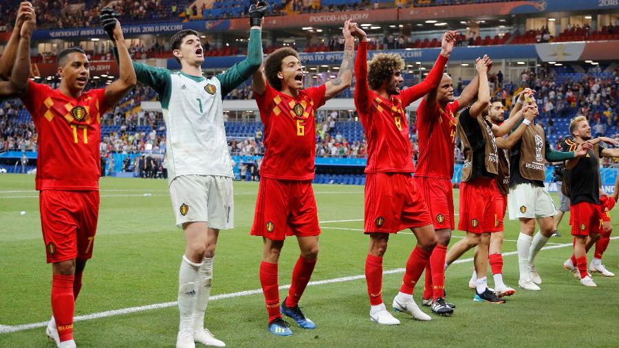 Jogadores da Bélgica comemoram a vitória dramática sobre o Japão nas oitavas de final - REUTERS/Toru Hanai