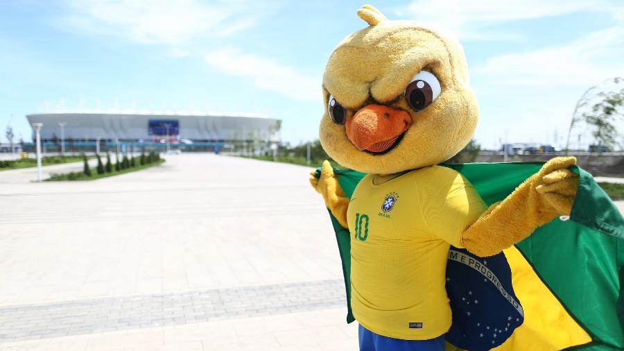 Canarinho em frente à Arena Rostov, palco de Brasil x Suíça na Copa da Rússia - Lucas Figueiredo/CBF