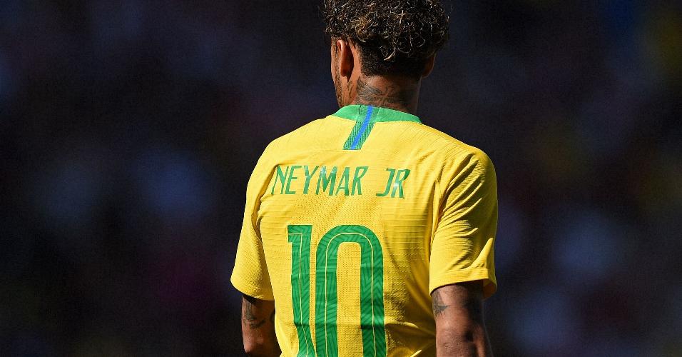 Neymar durante amistoso entre Brasil e Croácia, em Liverpool