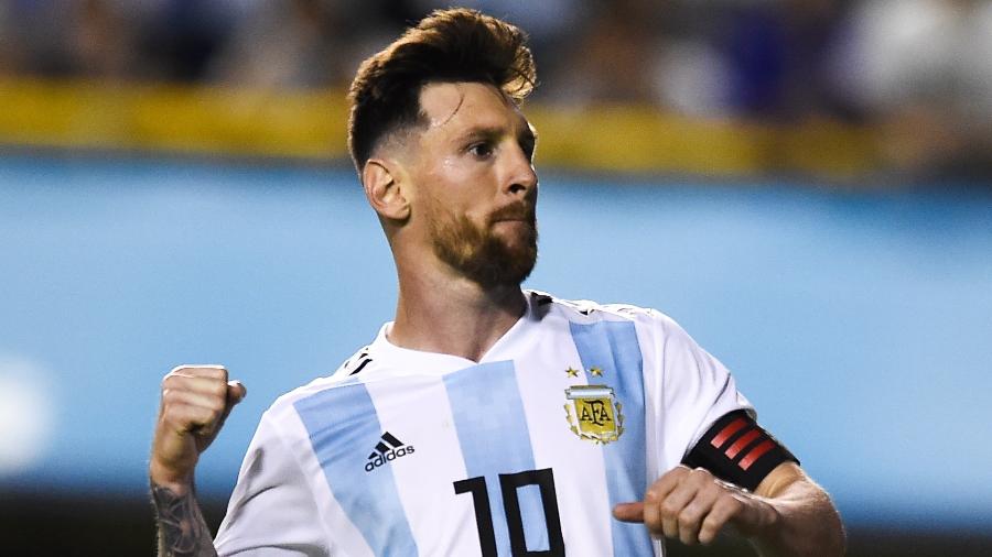 Messi comemora gol da Argentina sobre o Haiti - Marcelo Endelli/Getty Images