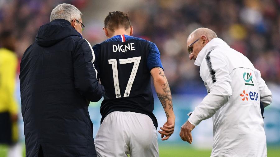 Digne deixa a partida da França contra a Colômbia machucado - AFP PHOTO / FRANCK FIFE