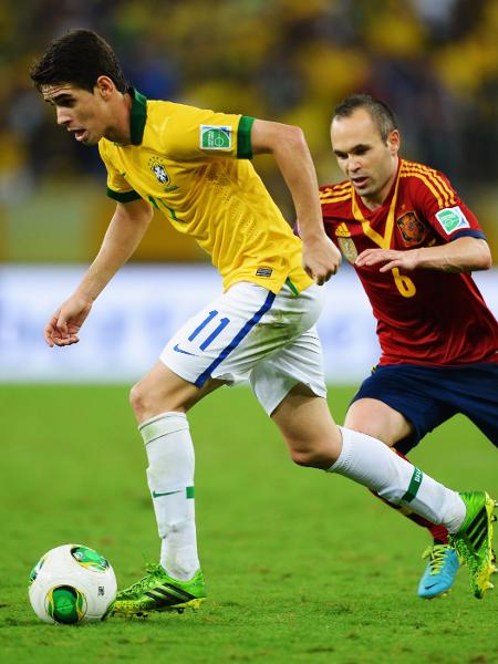 Oscar em ação pela seleção na final da Copa das Confederações de 2013 contra a Espanha - Laurence Griffiths/Getty Images