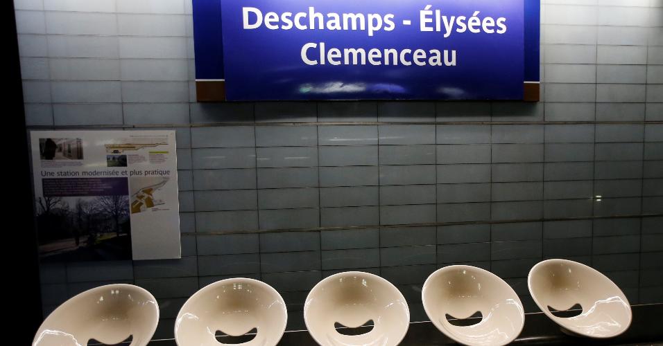 Metrô de Paris muda nome de estações para homenagear campeões