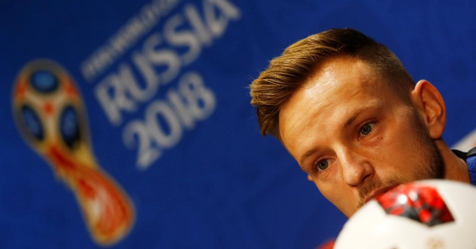 Rakitic durante entrevista coletiva em Moscou dois dias antes da final da Copa