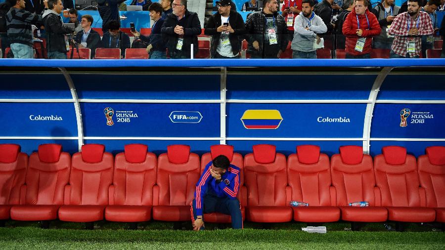 Fora de campo, camisa 10 lamentou solitário a derrota nos pênaltis diante da Inglaterra - David Ramos - FIFA/FIFA via Getty Images