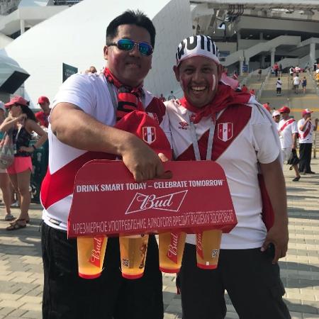 Torcedor peruano cerveja  - UOL - UOL
