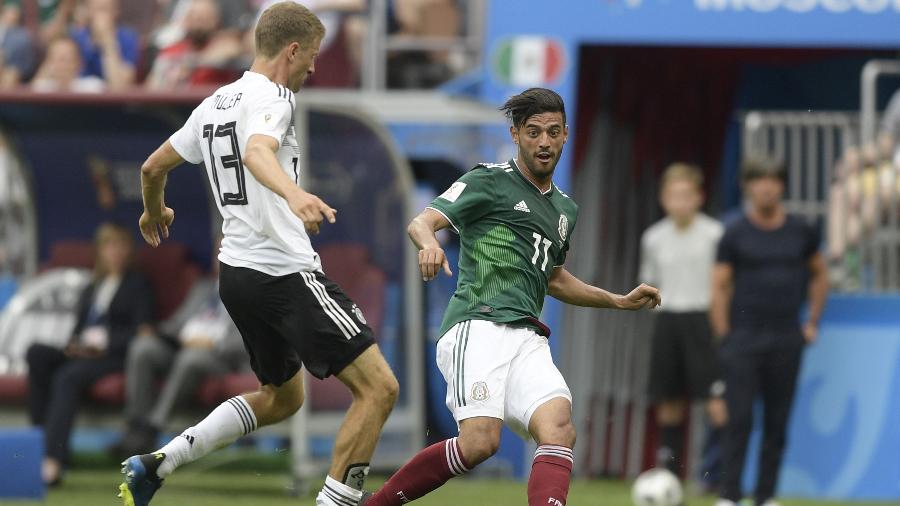 Carlos Vela, do México, em ação contra a Alemanha - Juan Mabromata/AFP