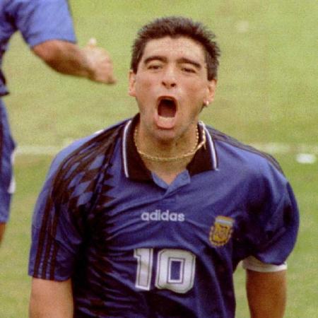 Maradona comemora gol da Argentina contra a Grécia na Copa do Mundo de 1994 - Brian Snyder/Reuters