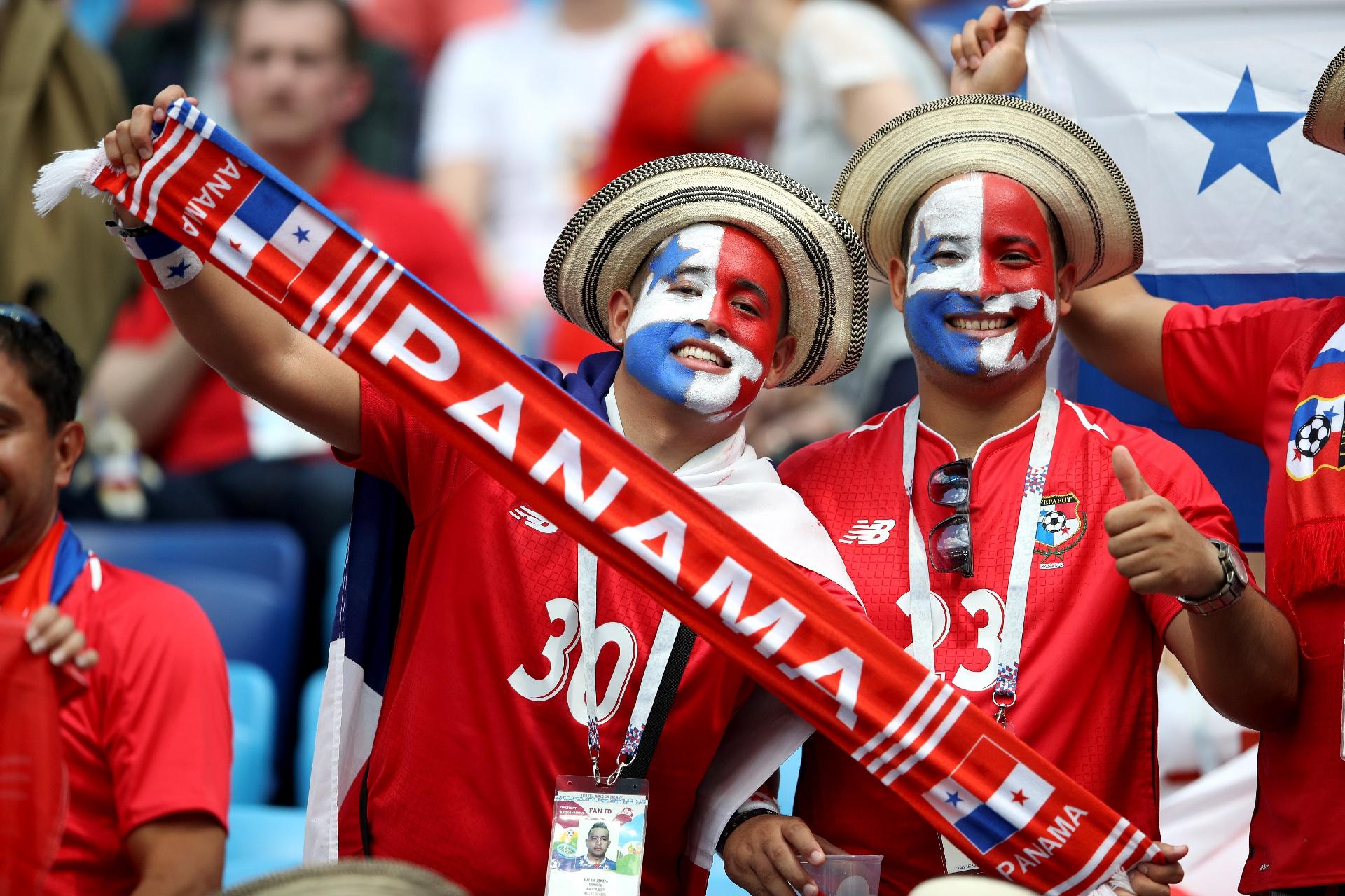 Torcida do Panamá para o jogo contra a Inglaterra em Nizhny Novgorod - Clive Mason/Getty Images