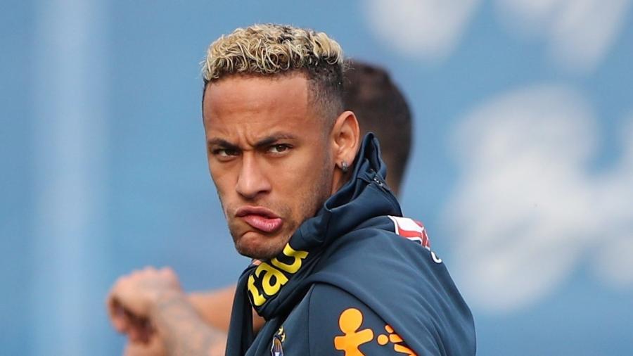Neymar faz careta durante treino da seleção brasileira - REUTERS/Hannah McKay