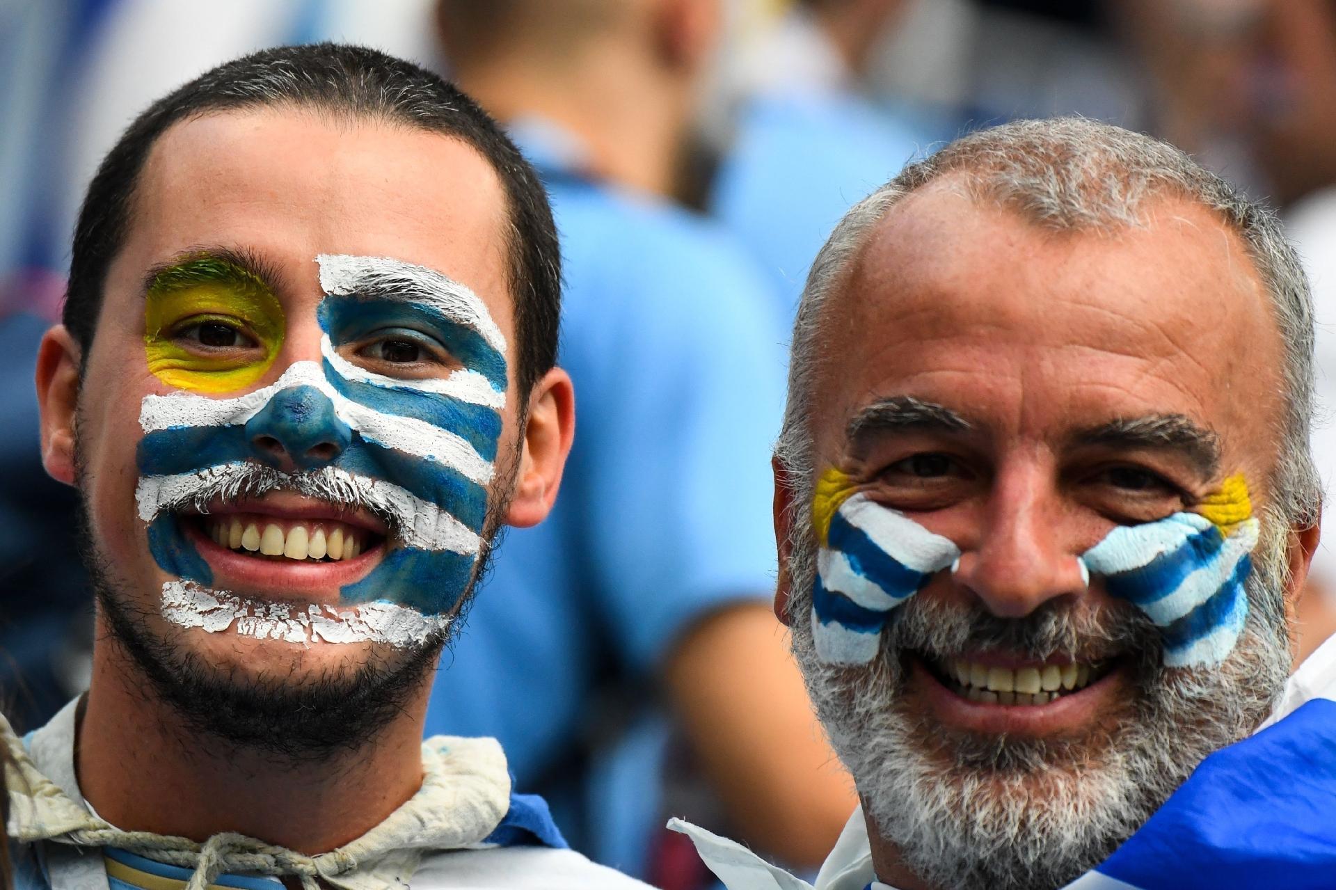 Torcida do Uruguai prestigia sua seleção para partida contra a França, em Nizhny Novgorod - AFP