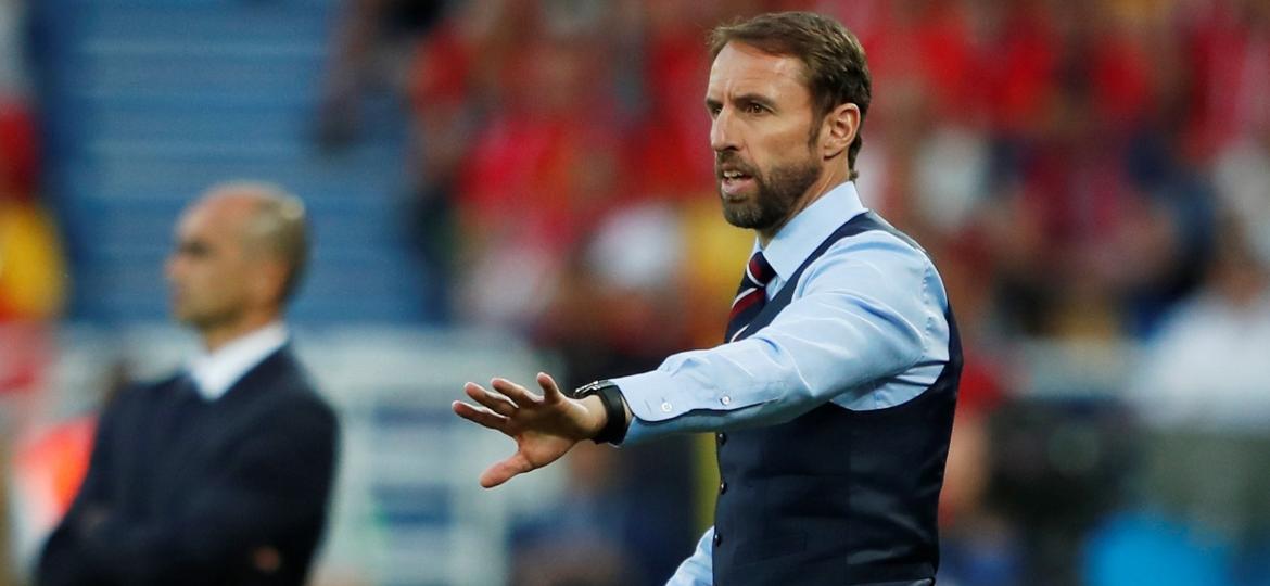 O técnico Gareth Southgate orienta a seleção da Inglaterra em jogo contra a Bélgica - Lee Smith - 24.jun.2018/Reuters