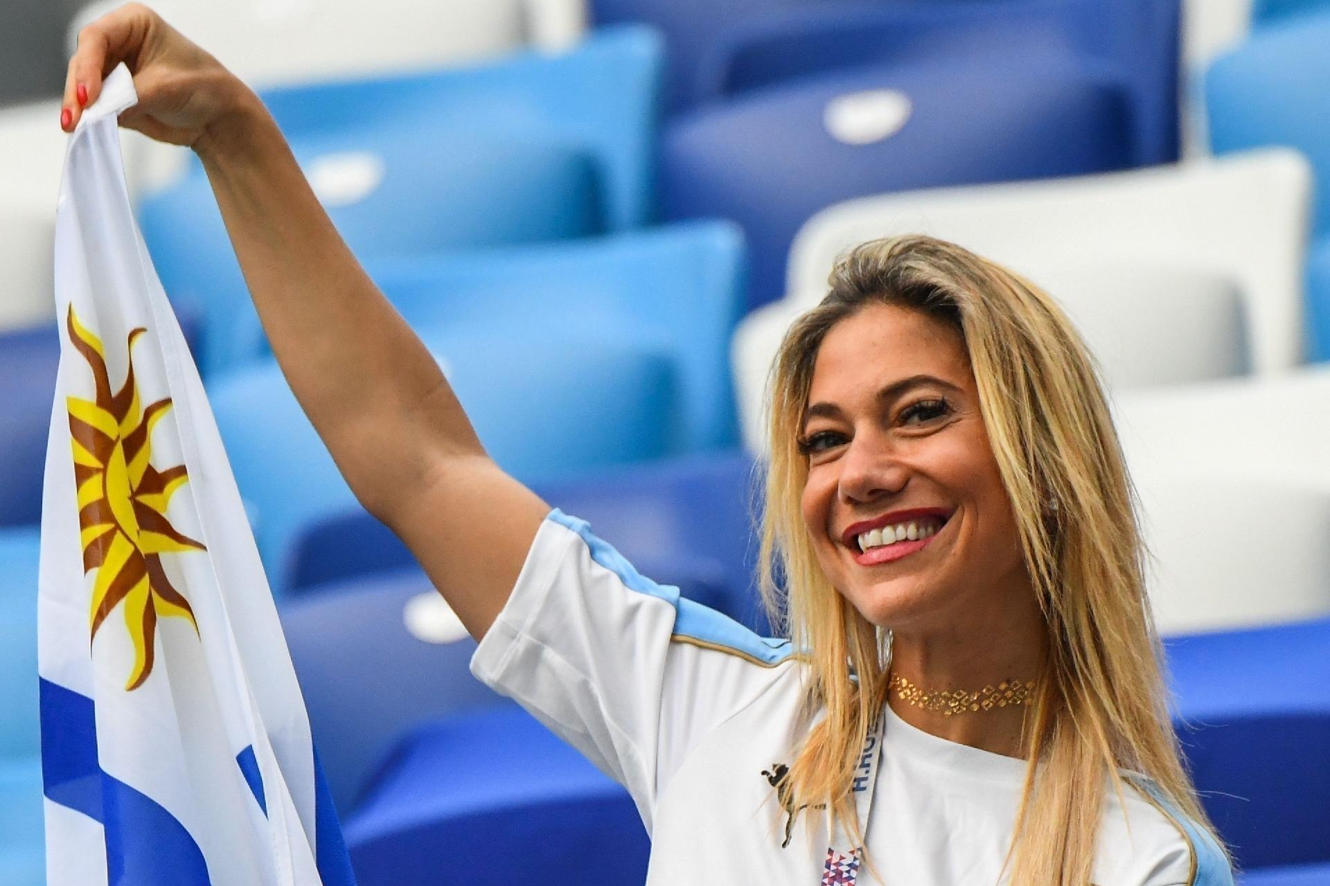 Torcida do Uruguai prestigia sua seleção para partida contra a França, em Nizhny Novgorod - AFP