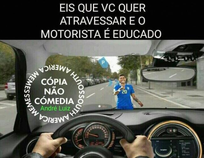 O sorriso de Firmino foi tão impactante que ultrapassou os limites da Copa e passou a ilustrar cenas do dia a dia - Reprodução/Facebook