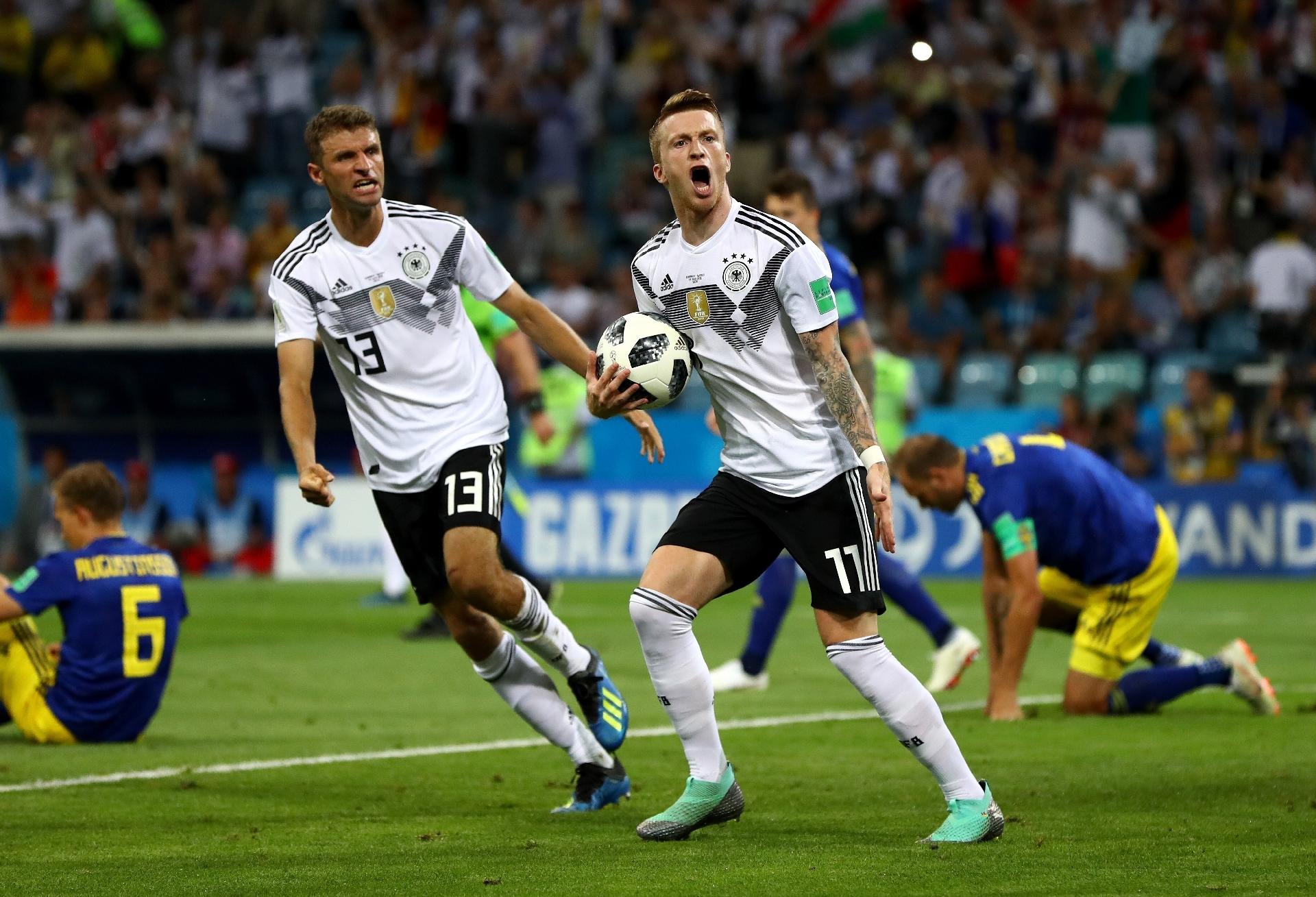 Marco Reus comemora gol da Alemanha contra a Suécia - Dean Mouhtaropoulos/Getty Images