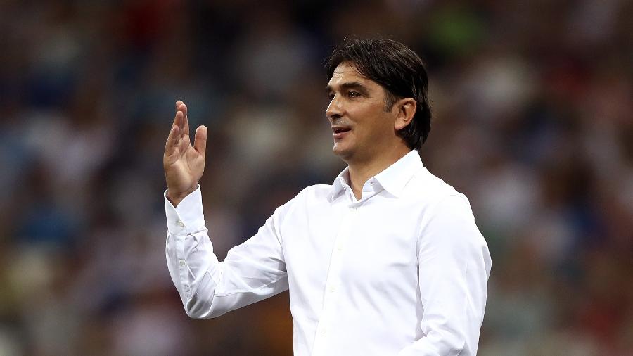 Zlatko Dalic orienta os jogadores da Croácia em duelo contra a Dinamarca - Jamie Squire - FIFA/FIFA via Getty Images
