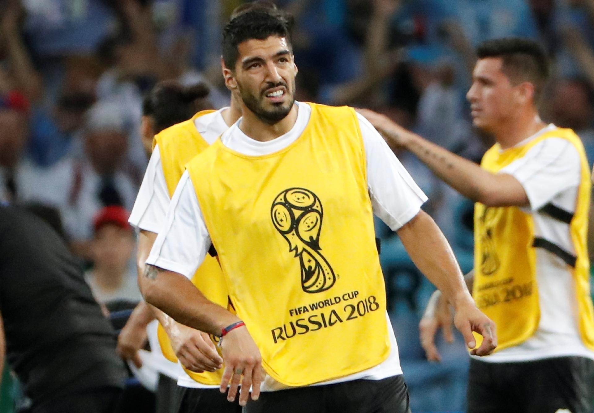 Luis Suarez durante o aquecimento - REUTERS/Jorge Silva