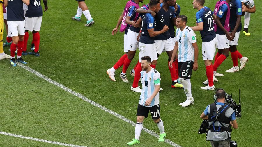 Para jornal argentino, Sampaoli foi incapaz de achar um parceiro em campo para Messi - Catherine Ivill/Getty Images