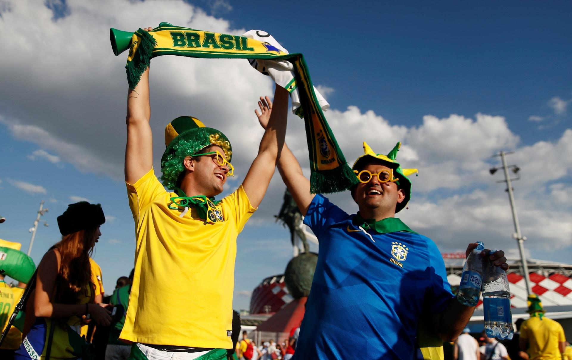 Torcedores chegam para a partida entre Brasil e Sérvia - REUTERS/Maxim Shemetov