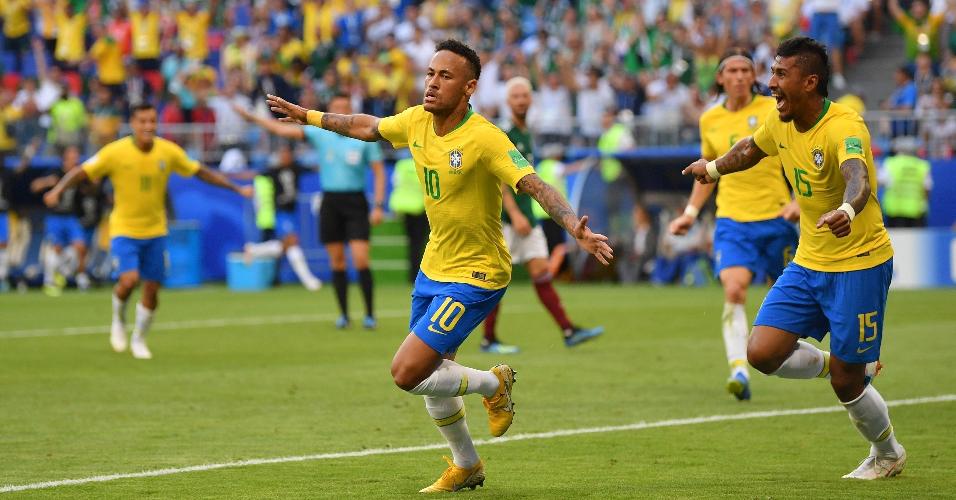 Neymar celebra o gol marcado na partida do Brasil contra o México