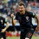Mario Mandzukic comemora gol da Croácia contra a Dinamarca - Darren Staples/Reuters