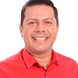 Professor Adriano Campos