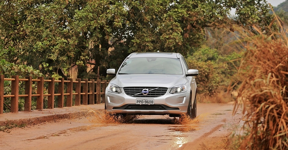 Volvo XC60 D5 SWD - Divulgação