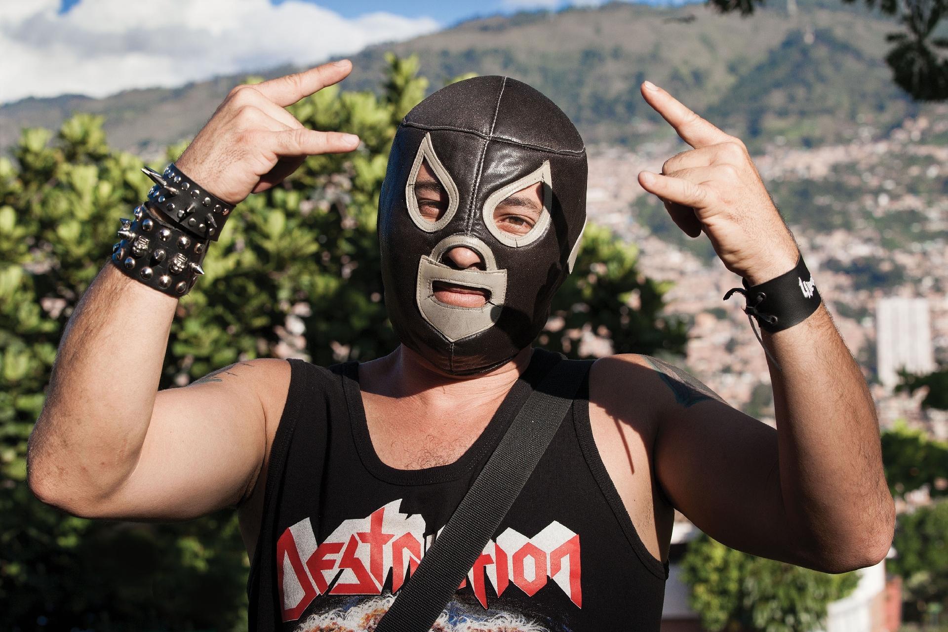 Fotografias do projeto "Los Metaleros de Medellín" do designer brasileiro Daniel Motta - Daniel Motta/Divulgação