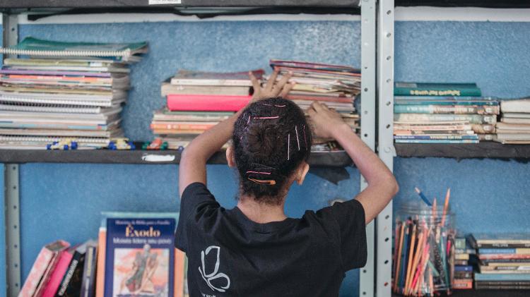 Aluna do projeto Novos Sonhos - Carine Wallauer/UOL - Carine Wallauer/UOL